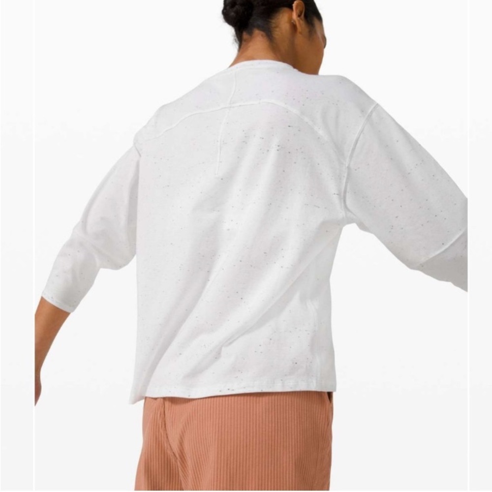 Lululemon LA Relaxed 1/2 Sleeve Speckled Top - Picture 2 of 10